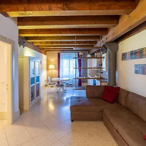 Appartamento Youatmolino Canal View