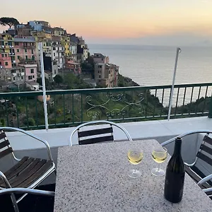Apartment Isola - In The Center With Terrace - Sea View & Ac